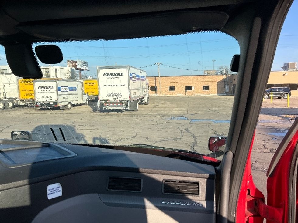 Day Cab Tractor-Heavy Duty Tractors-Freightliner-2020-T12664ST-Chicago (Melrose Park)-IL-327,716\n\t\tmiles-$ 50,750 - Image 13