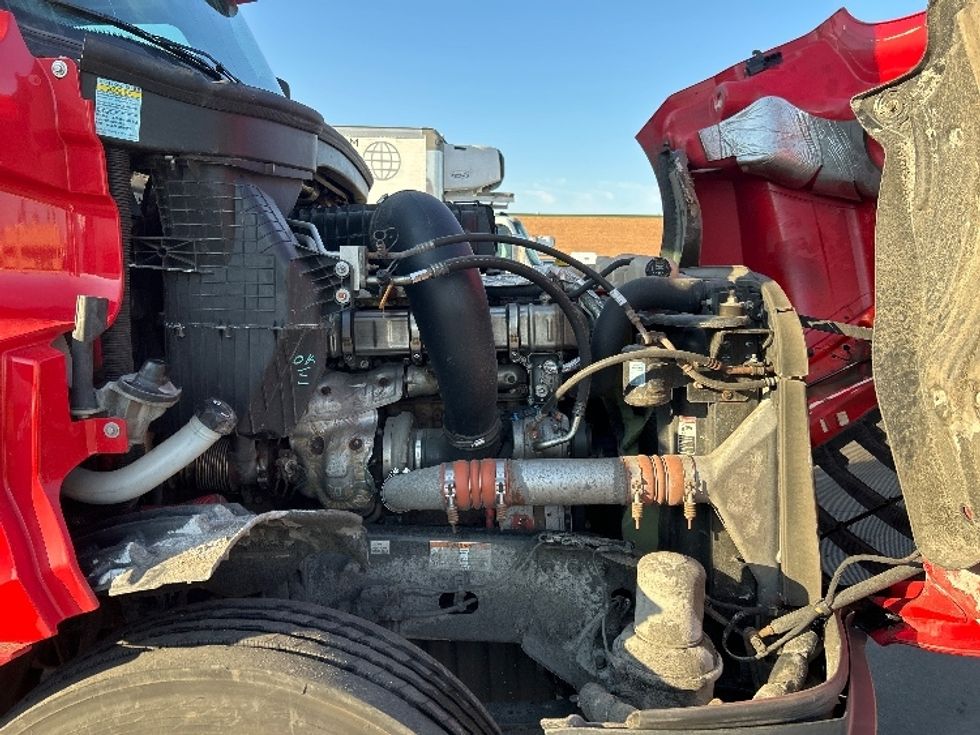 Day Cab Tractor-Heavy Duty Tractors-Freightliner-2020-T12664ST-Chicago (Melrose Park)-IL-327,716\n\t\tmiles-$ 50,750 - Image 15