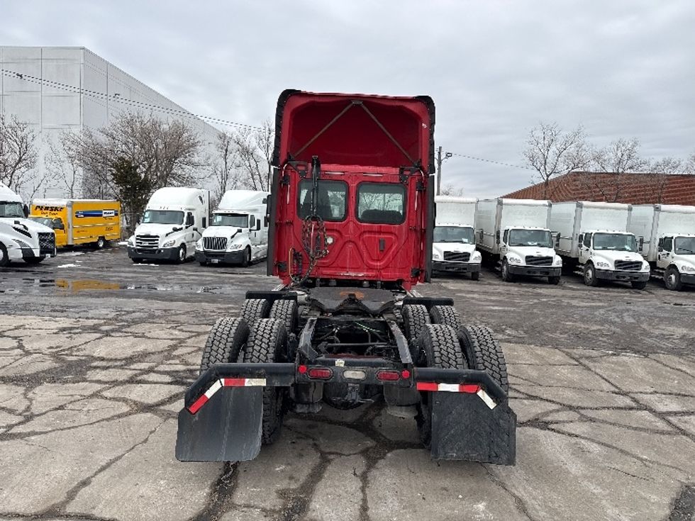 Day Cab Tractor-Heavy Duty Tractors-Freightliner-2020-T12664ST-Chicago (Melrose Park)-IL-511,552\n\t\tmiles-$ 40,250 - Image 6