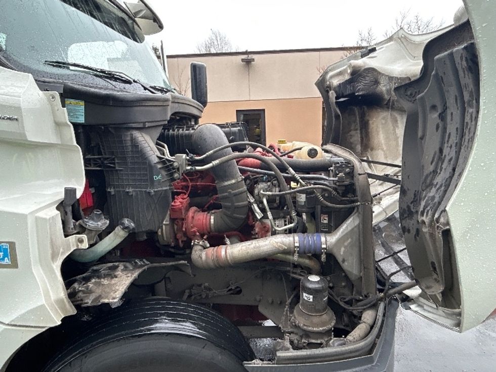 Day Cab Tractor-Heavy Duty Tractors-Freightliner-2020-T12664ST-Clackamas-OR-367,531\n\t\tmiles-$ 54,750 - Image 15