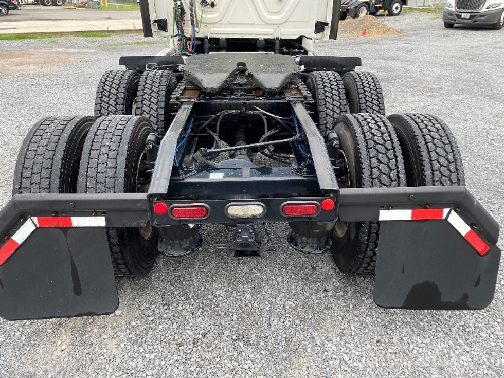 Day Cab Tractor-Heavy Duty Tractors-Freightliner-2020-T12664ST-Cleveland-TN-134,986\n\t\tmiles-$ 67,000 - Image 6