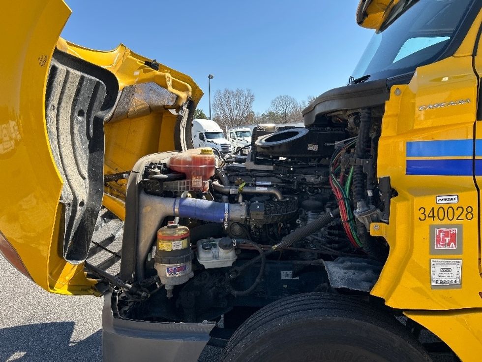 Day Cab Tractor-Heavy Duty Tractors-Freightliner-2020-T12664ST-Cleveland-TN-235,868\n\t\tmiles-$ 60,250 - Image 16