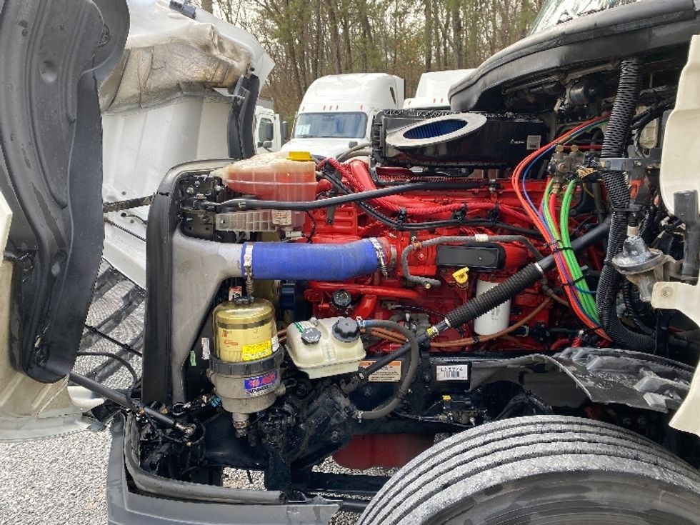 Day Cab Tractor-Heavy Duty Tractors-Freightliner-2020-T12664ST-Cleveland-TN-430,904\n\t\tmiles-$ 49,500 - Image 16