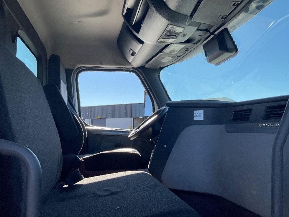 Day Cab Tractor-Heavy Duty Tractors-Freightliner-2020-T12664ST-Colorado Springs-CO-205,060\n\t\tmiles-$ 65,750 - Image 14