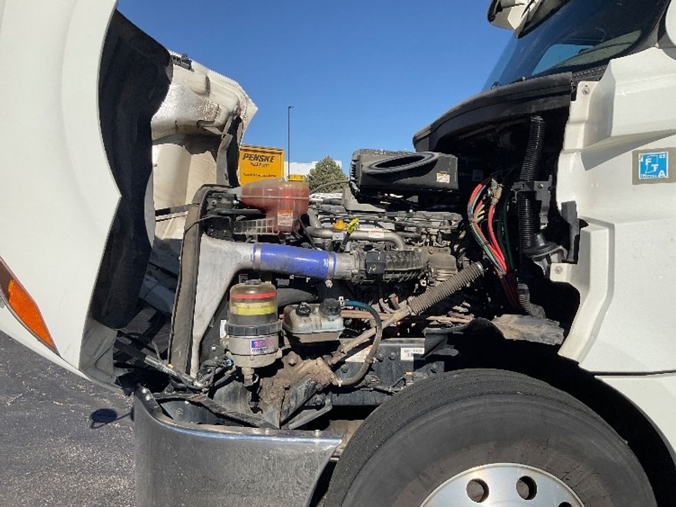 Day Cab Tractor-Heavy Duty Tractors-Freightliner-2020-T12664ST-Colorado Springs-CO-205,060\n\t\tmiles-$ 65,750 - Image 16