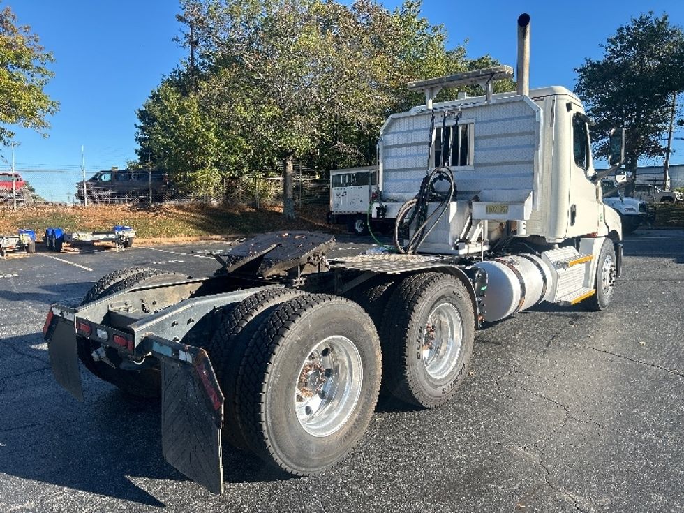 Day Cab Tractor-Heavy Duty Tractors-Freightliner-2020-T12664ST-Concord-NC-263,603\n\t\tmiles-$ 68,250 - Image 7