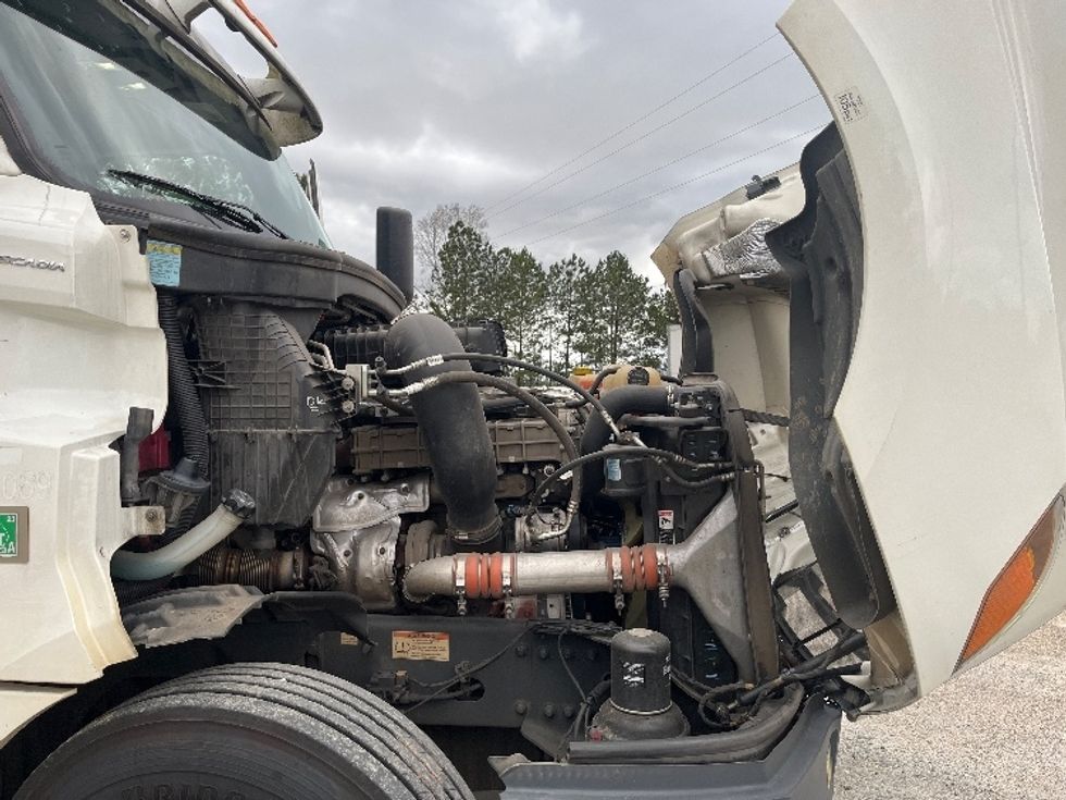 Day Cab Tractor-Heavy Duty Tractors-Freightliner-2020-T12664ST-Conyers-GA-192,839\n\t\tmiles-$ 66,750 - Image 15