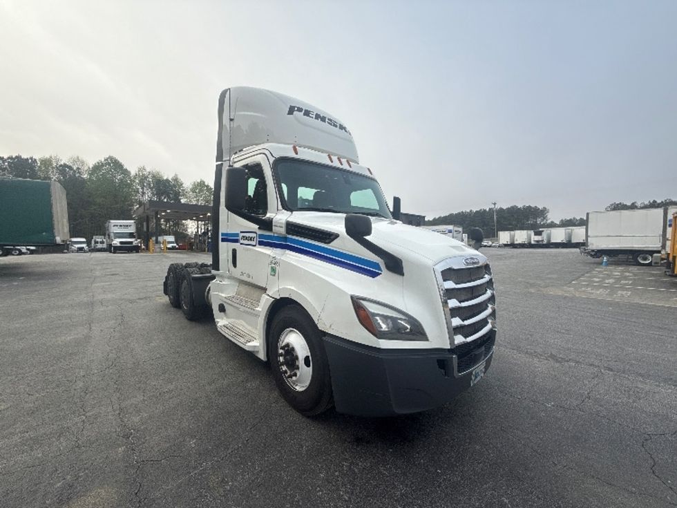 Day Cab Tractor-Heavy Duty Tractors-Freightliner-2020-T12664ST-Conyers-GA-537,039\n\t\tmiles-$ 39,500 - Image 1