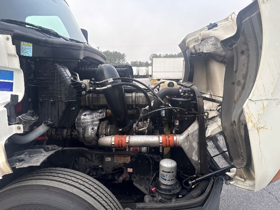 Day Cab Tractor-Heavy Duty Tractors-Freightliner-2020-T12664ST-Conyers-GA-537,039\n\t\tmiles-$ 39,500 - Image 16