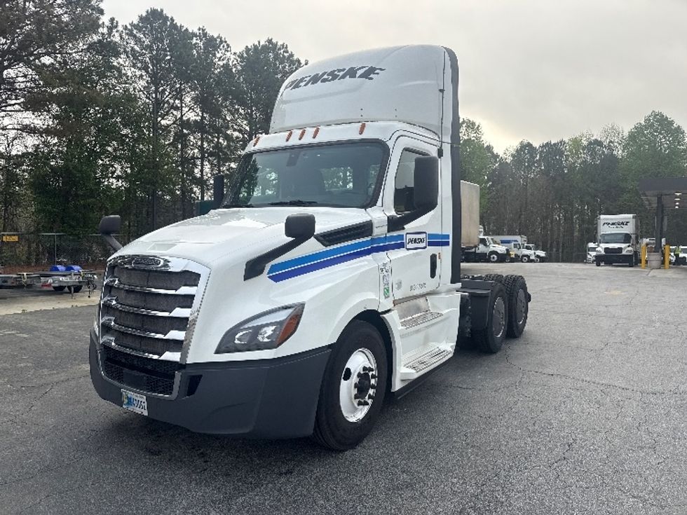 Day Cab Tractor-Heavy Duty Tractors-Freightliner-2020-T12664ST-Conyers-GA-537,039\n\t\tmiles-$ 39,500 - Image 3