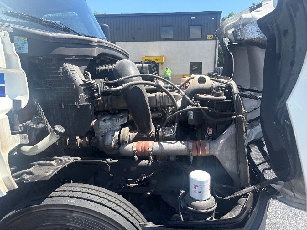 Day Cab Tractor-Heavy Duty Tractors-Freightliner-2020-T12664ST-Conyers-GA-575,573\n\t\tmiles-$ 39,250 - Image 15