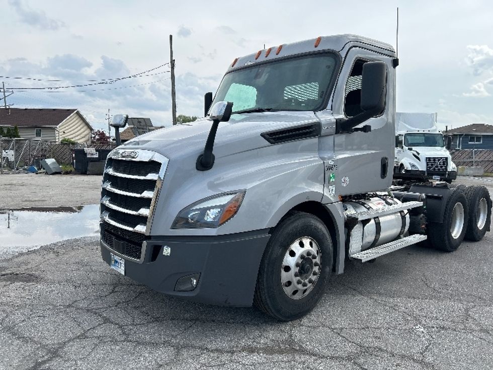 Day Cab Tractor-Heavy Duty Tractors-Freightliner-2020-T12664ST-Crown Point-IN-475,636\n\t\tmiles-$ 45,500 - Image 3