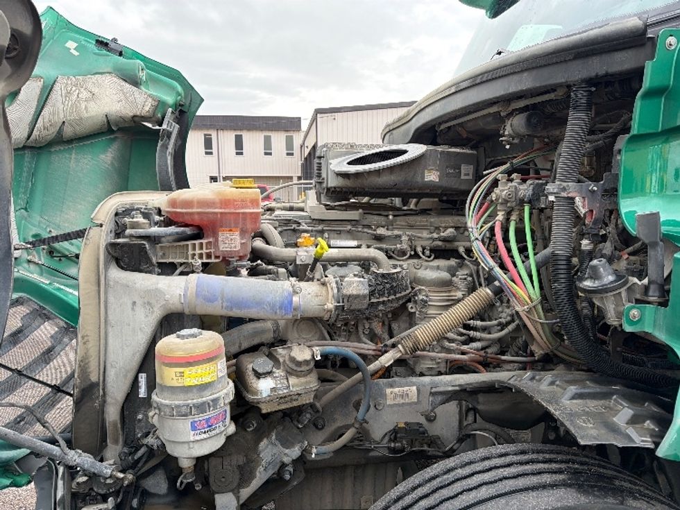 Day Cab Tractor-Heavy Duty Tractors-Freightliner-2020-T12664ST-Dallas-TX-187,301\n\t\tmiles-$ 59,500 - Image 16