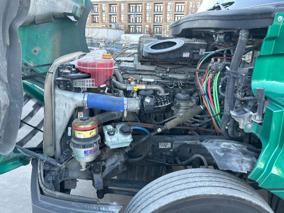 Day Cab Tractor-Heavy Duty Tractors-Freightliner-2020-T12664ST-Dallas-TX-192,652\n\t\tmiles-$ 60,250 - Image 16