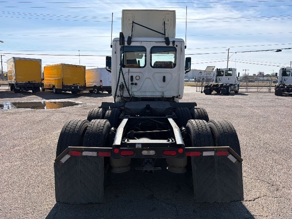 Day Cab Tractor-Heavy Duty Tractors-Freightliner-2020-T12664ST-Dallas-TX-320,312\n\t\tmiles-$ 57,250 - Image 6