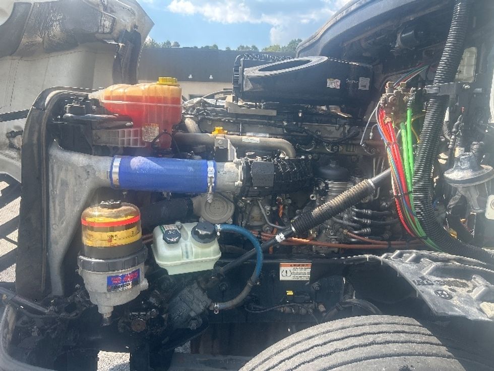 Day Cab Tractor-Heavy Duty Tractors-Freightliner-2020-T12664ST-Dalton-GA-253,148\n\t\tmiles-$ 55,000 - Image 16