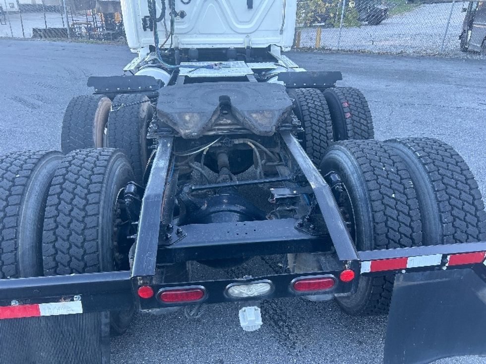 Day Cab Tractor-Heavy Duty Tractors-Freightliner-2020-T12664ST-Dalton-GA-253,148\n\t\tmiles-$ 55,000 - Image 6