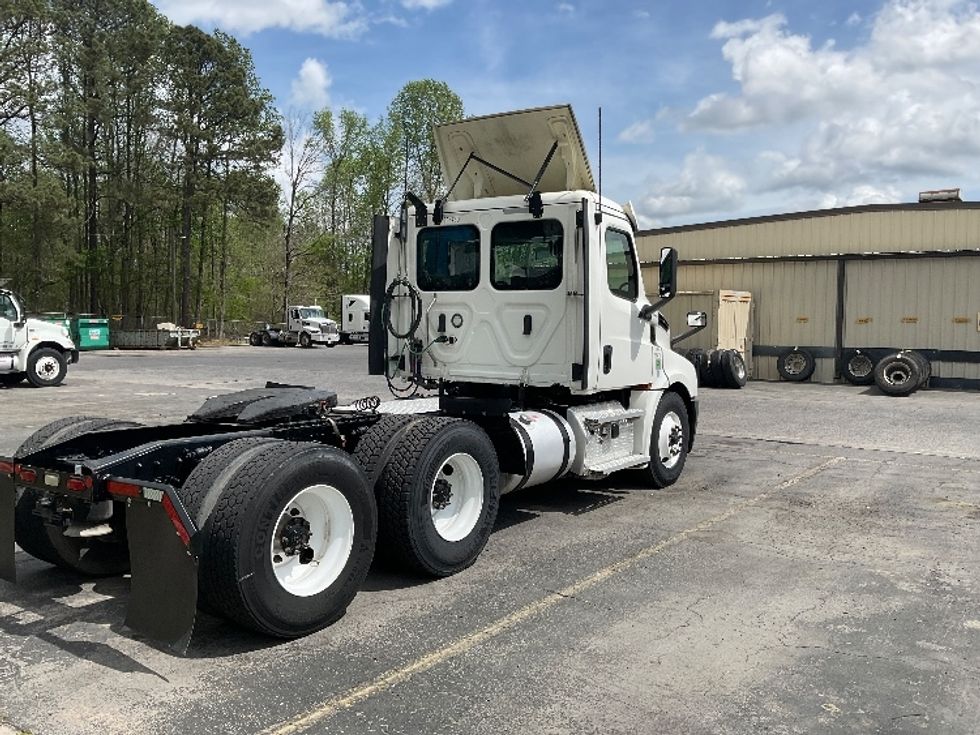 Day Cab Tractor-Heavy Duty Tractors-Freightliner-2020-T12664ST-Dalton-GA-259,750\n\t\tmiles-$ 53,750 - Image 7