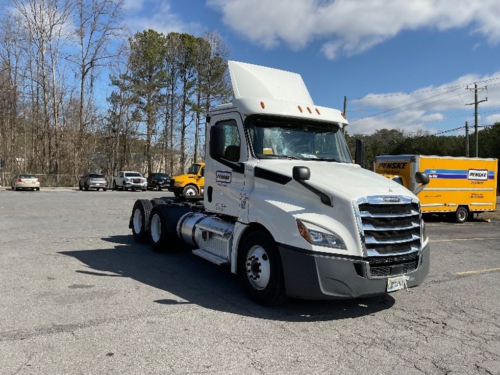 Day Cab Tractor-Heavy Duty Tractors-Freightliner-2020-T12664ST-Dalton-GA-281,632\n\t\tmiles-$ 64,500 - Image 1