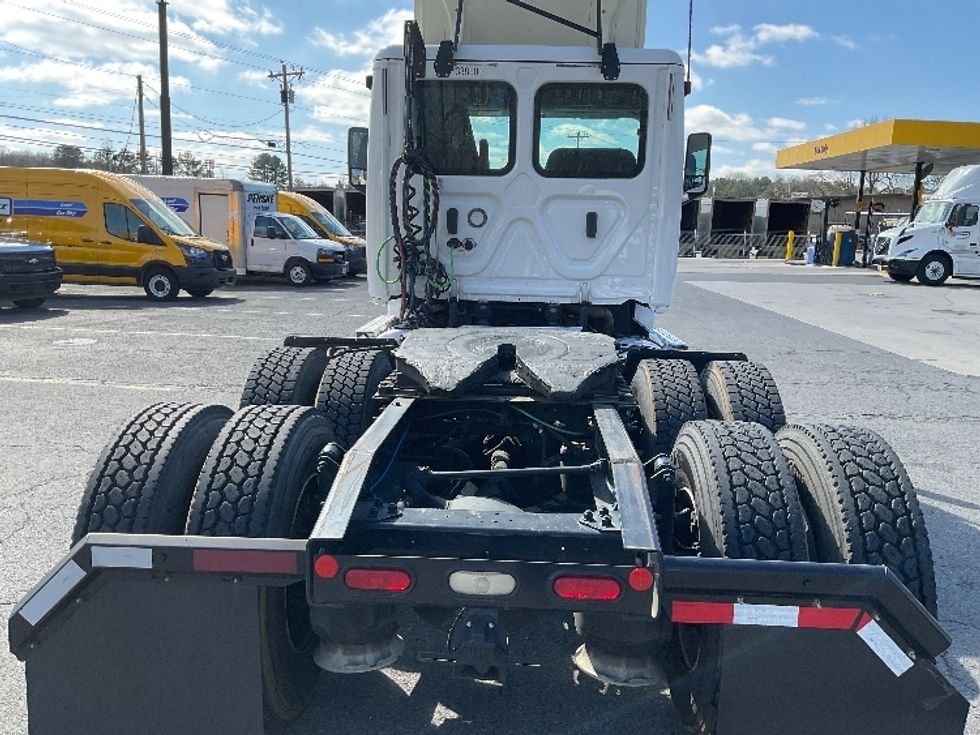 Day Cab Tractor-Heavy Duty Tractors-Freightliner-2020-T12664ST-Dalton-GA-281,632\n\t\tmiles-$ 64,500 - Image 6