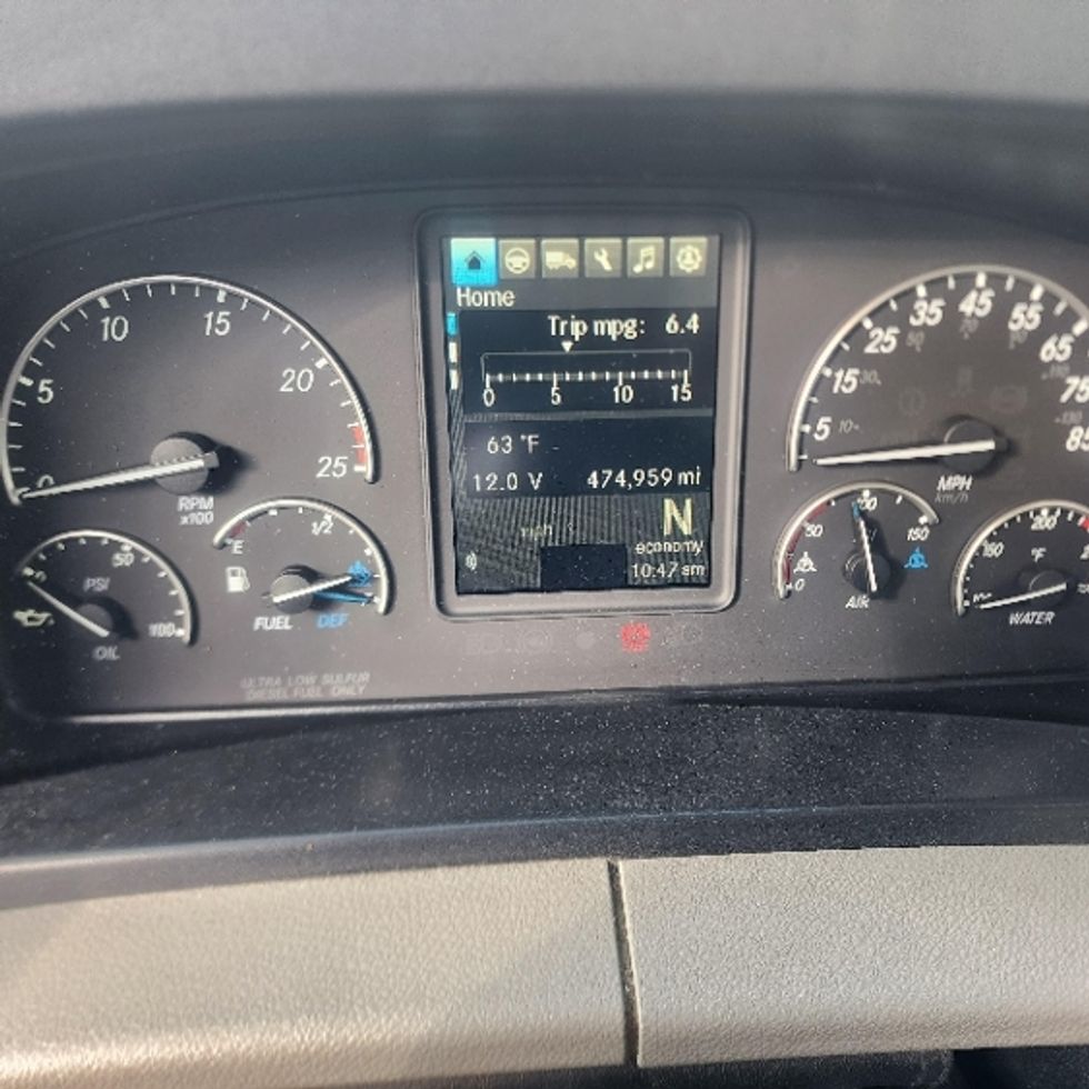 Day Cab Tractor-Heavy Duty Tractors-Freightliner-2020-T12664ST-Davenport-IA-481,992\n\t\tmiles-$ 60,000 - Image 17