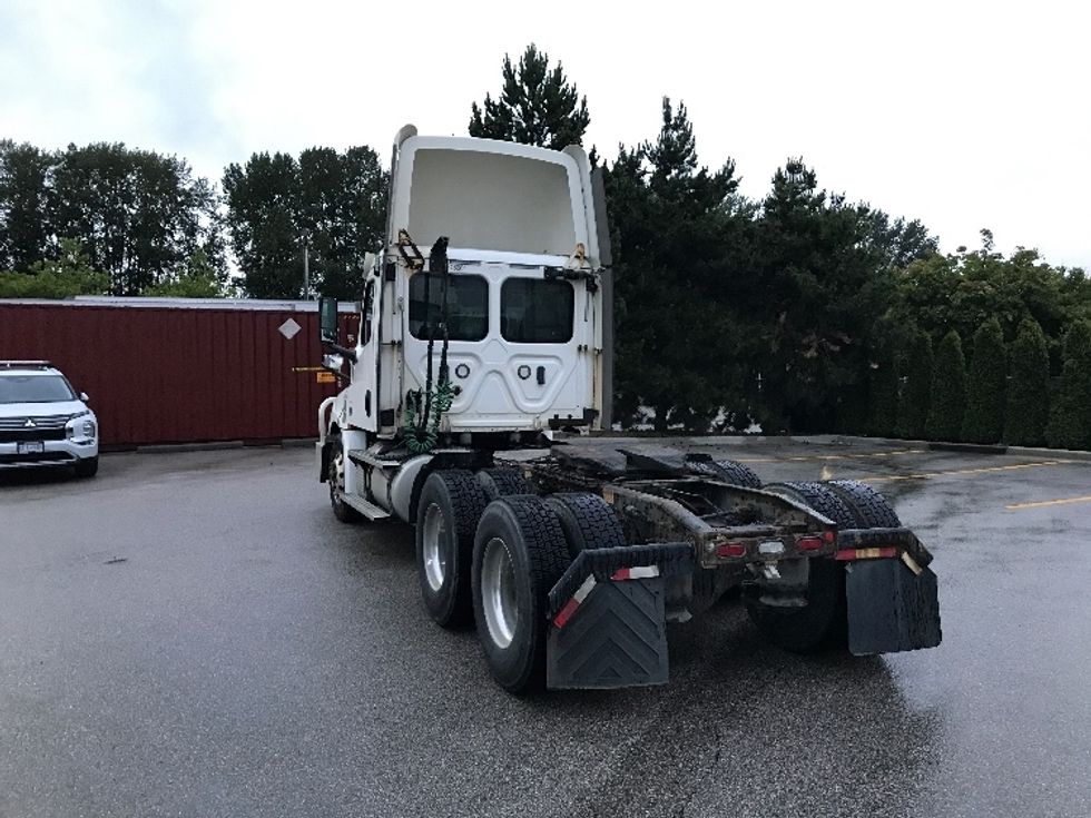 Day Cab Tractor-Heavy Duty Tractors-Freightliner-2020-T12664ST-Delta-BC-1,020,999\n\t\tkm-$ 35,250 - Image 5