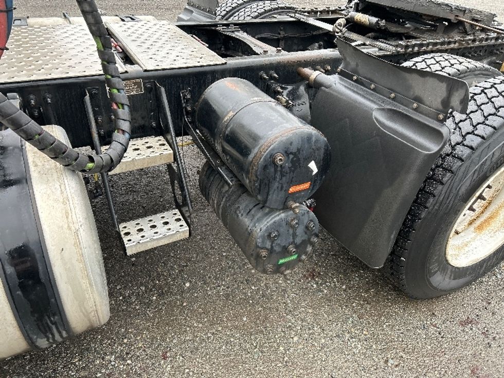 Day Cab Tractor-Heavy Duty Tractors-Freightliner-2020-T12664ST-Delta-BC-315,337\n\t\tkm-$ 71,750 - Image 18