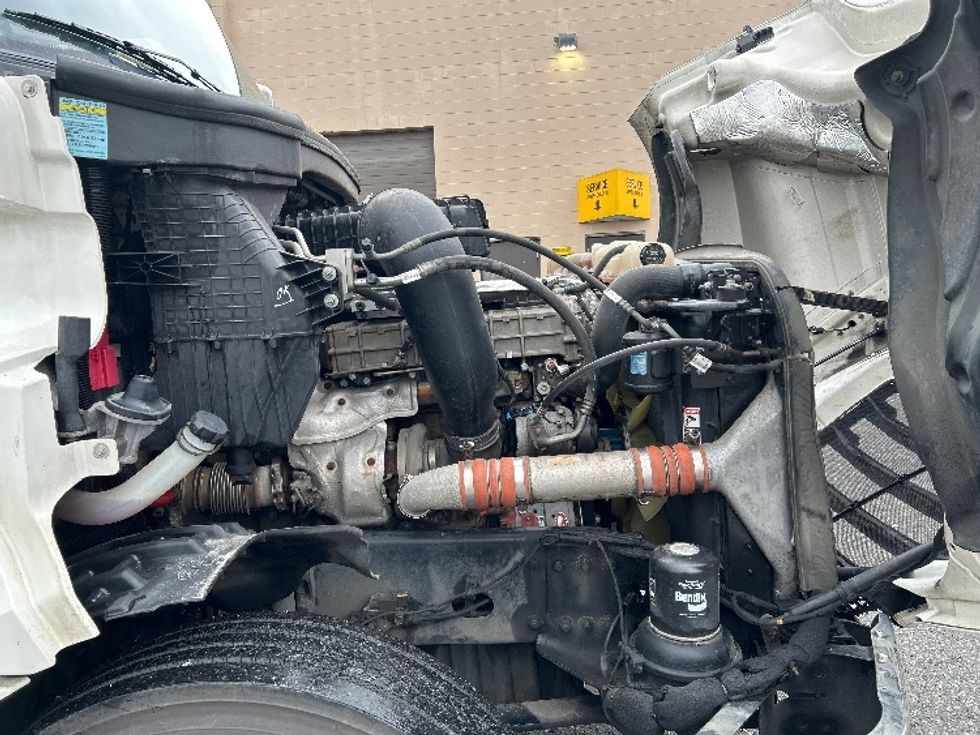 Day Cab Tractor-Heavy Duty Tractors-Freightliner-2020-T12664ST-Delta-BC-342,350\n\t\tkm-$ 70,500 - Image 15