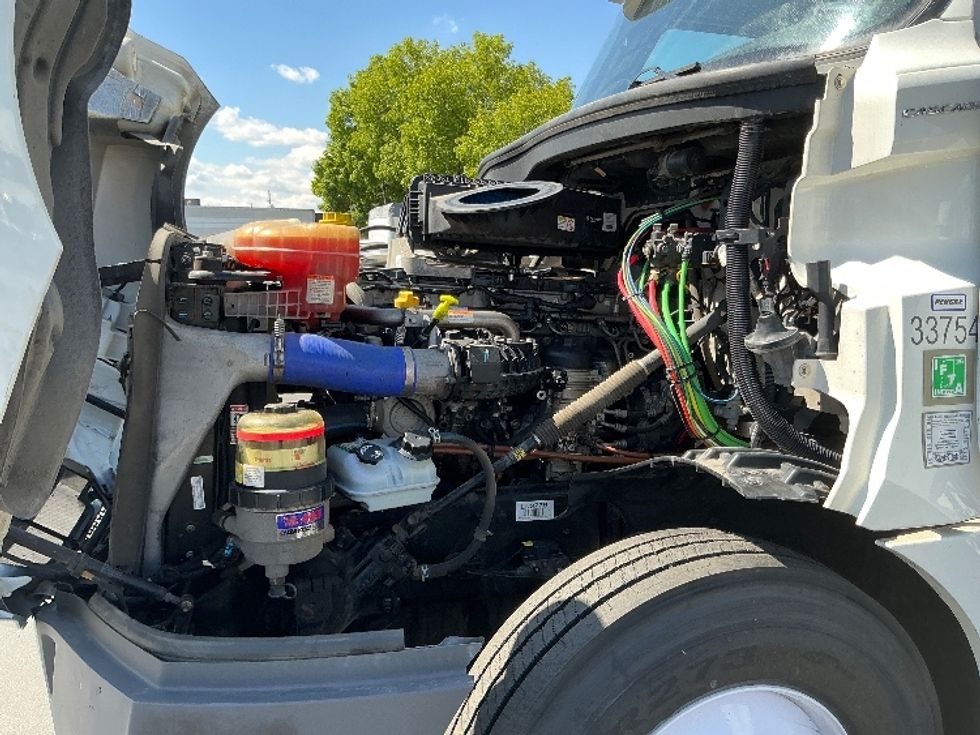 Day Cab Tractor-Heavy Duty Tractors-Freightliner-2020-T12664ST-Denver-CO-293,511\n\t\tmiles-$ 57,250 - Image 16