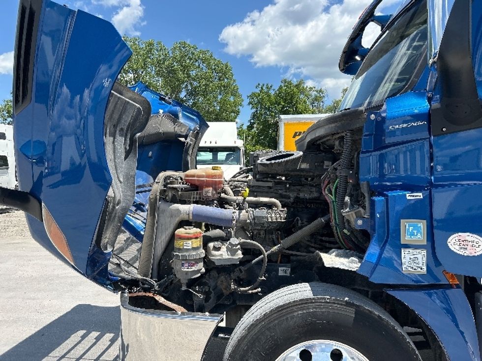 Day Cab Tractor-Heavy Duty Tractors-Freightliner-2020-T12664ST-Des Moines-IA-199,358\n\t\tmiles-$ 68,750 - Image 15