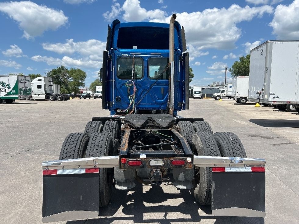 Day Cab Tractor-Heavy Duty Tractors-Freightliner-2020-T12664ST-Des Moines-IA-320,706\n\t\tmiles-$ 61,250 - Image 6