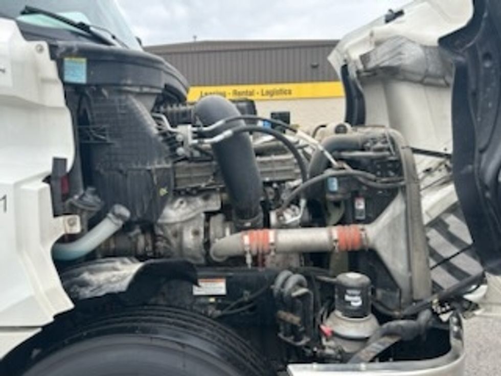 Day Cab Tractor-Heavy Duty Tractors-Freightliner-2020-T12664ST-Des Moines-IA-358,483\n\t\tmiles-$ 42,750 - Image 13