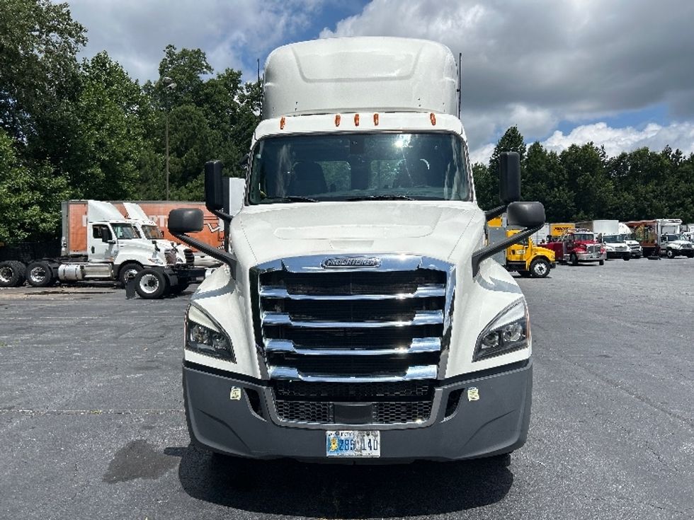 Day Cab Tractor-Heavy Duty Tractors-Freightliner-2020-T12664ST-Duluth-GA-469,491\n\t\tmiles-$ 51,250 - Image 2