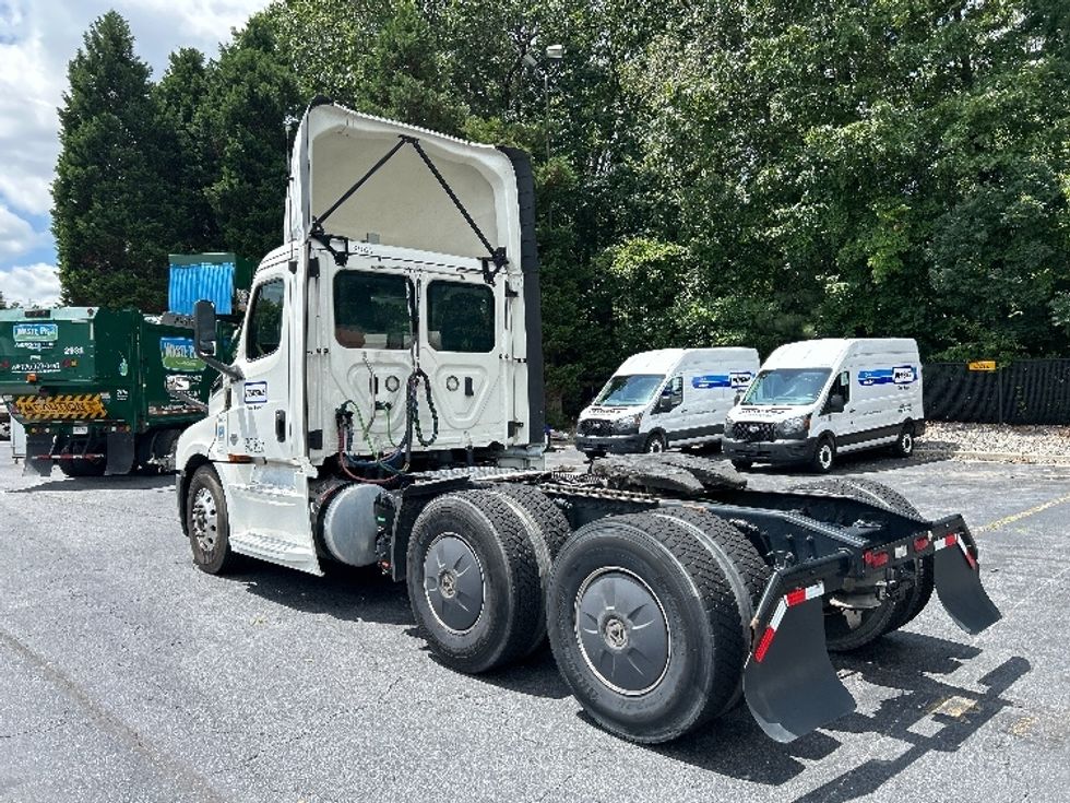 Day Cab Tractor-Heavy Duty Tractors-Freightliner-2020-T12664ST-Duluth-GA-469,491\n\t\tmiles-$ 51,250 - Image 5