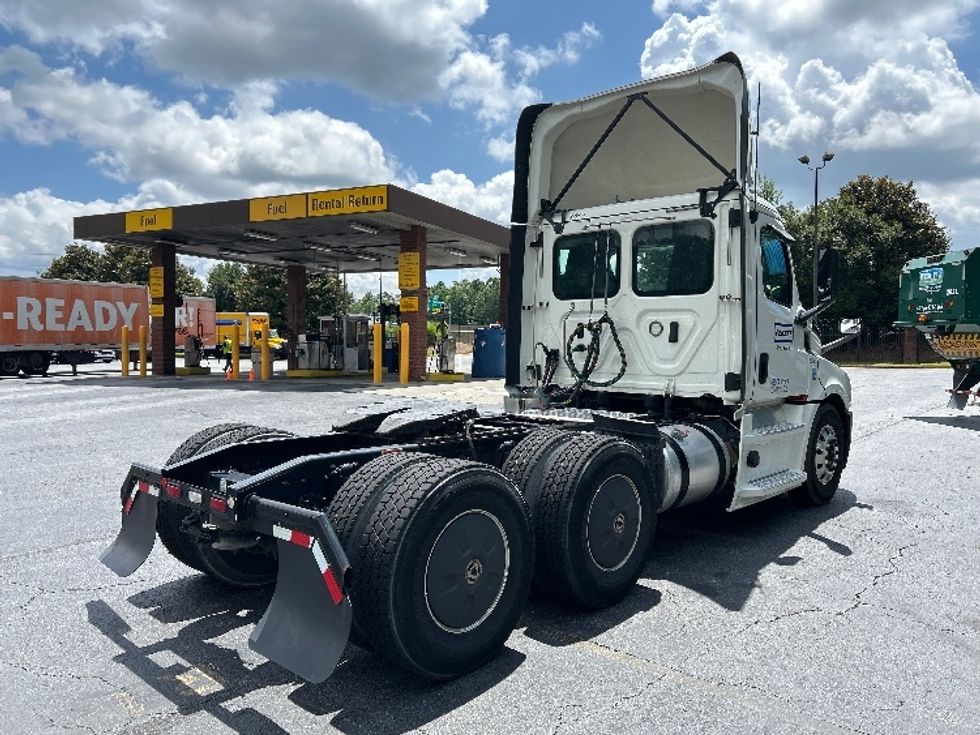 Day Cab Tractor-Heavy Duty Tractors-Freightliner-2020-T12664ST-Duluth-GA-469,491\n\t\tmiles-$ 51,250 - Image 7