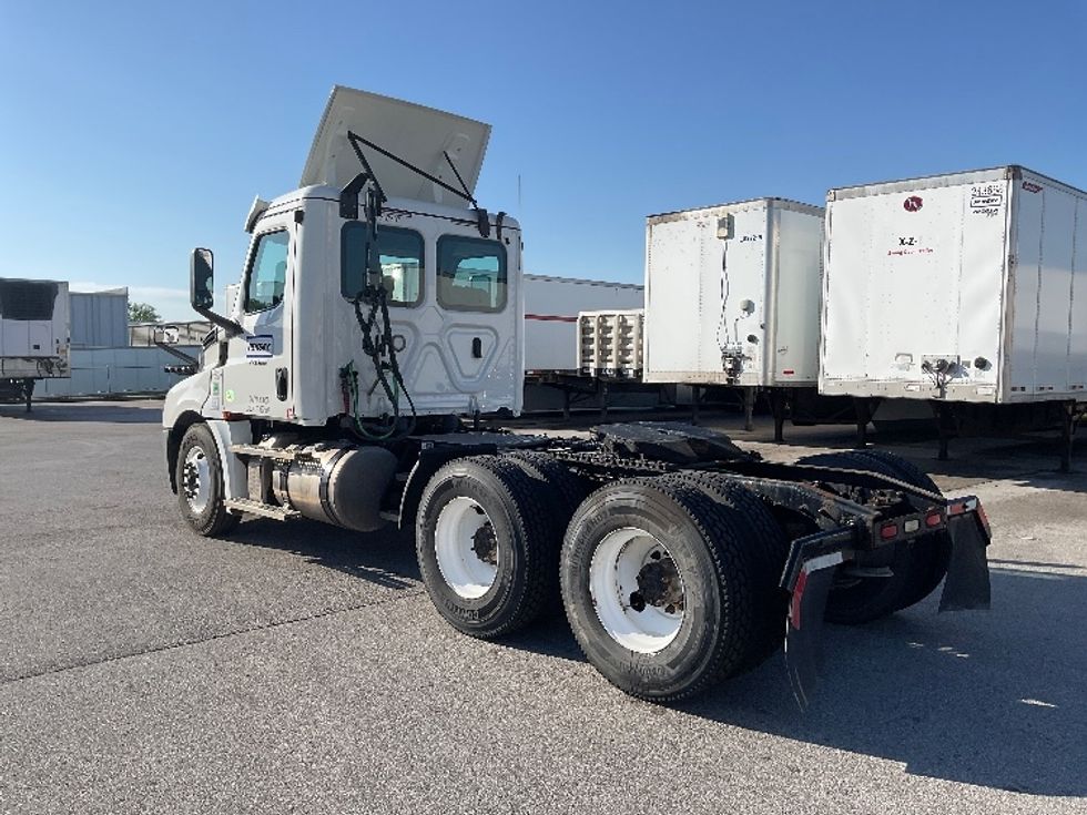 Day Cab Tractor-Heavy Duty Tractors-Freightliner-2020-T12664ST-Earth City-MO-419,074\n\t\tmiles-$ 51,750 - Image 5