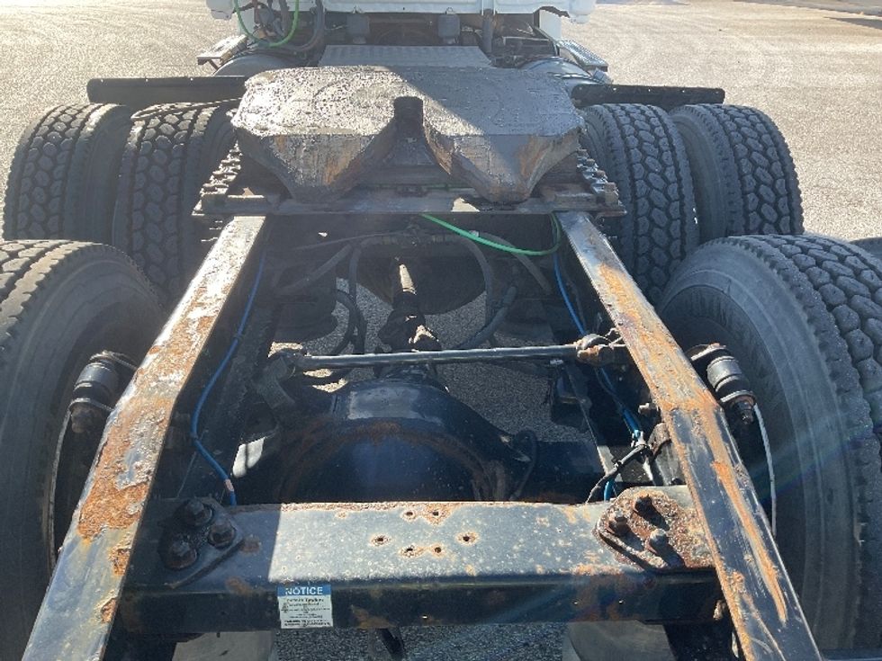 Day Cab Tractor-Heavy Duty Tractors-Freightliner-2020-T12664ST-Earth City-MO-419,074\n\t\tmiles-$ 51,750 - Image 6