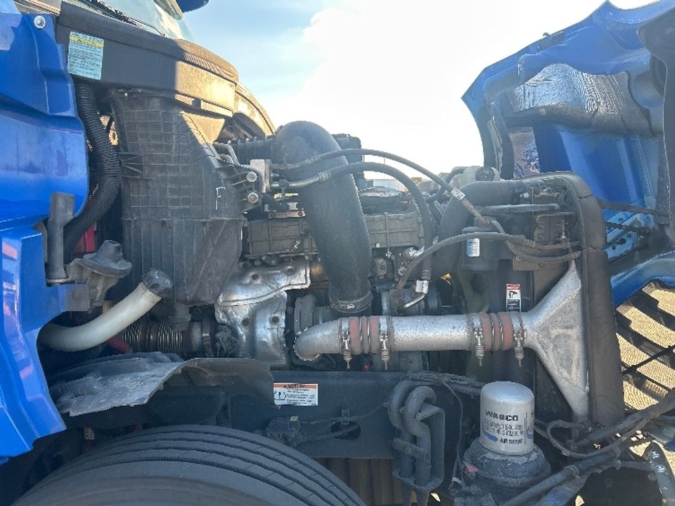 Day Cab Tractor-Heavy Duty Tractors-Freightliner-2020-T12664ST-East Chicago-IN-146,664\n\t\tmiles-$ 62,500 - Image 15