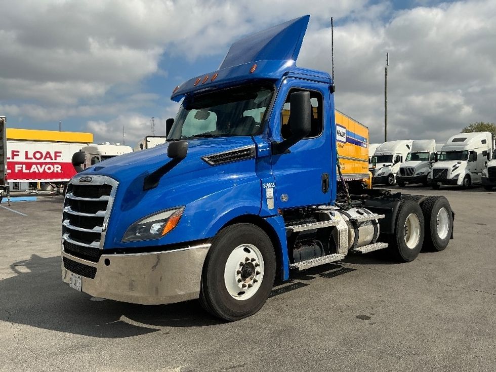 Day Cab Tractor-Heavy Duty Tractors-Freightliner-2020-T12664ST-East Chicago-IN-205,659\n\t\tmiles-$ 59,250 - Image 3