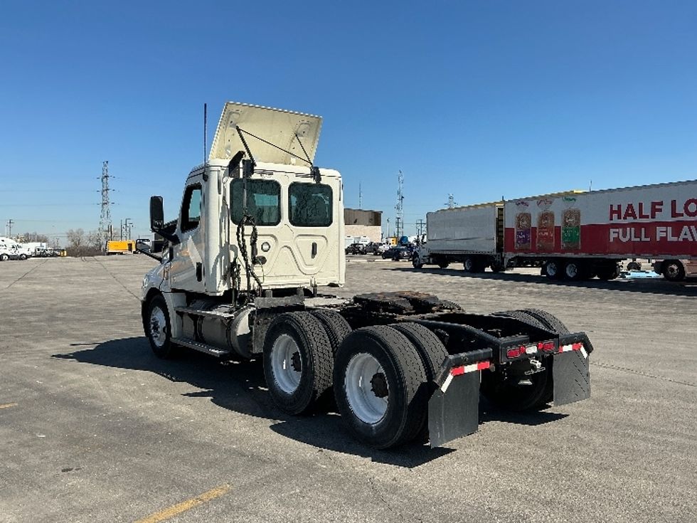 Day Cab Tractor-Heavy Duty Tractors-Freightliner-2020-T12664ST-East Chicago-IN-216,669\n\t\tmiles-$ 54,250 - Image 5