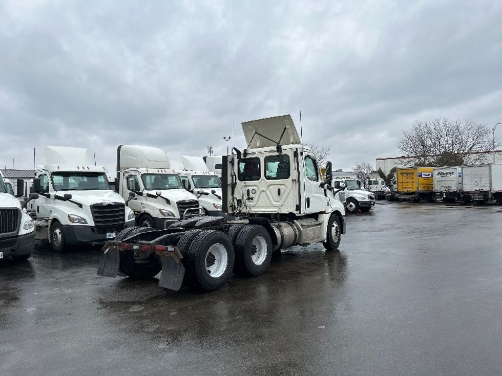 Day Cab Tractor-Heavy Duty Tractors-Freightliner-2020-T12664ST-East Chicago-IN-273,272\n\t\tmiles-$ 50,500 - Image 7