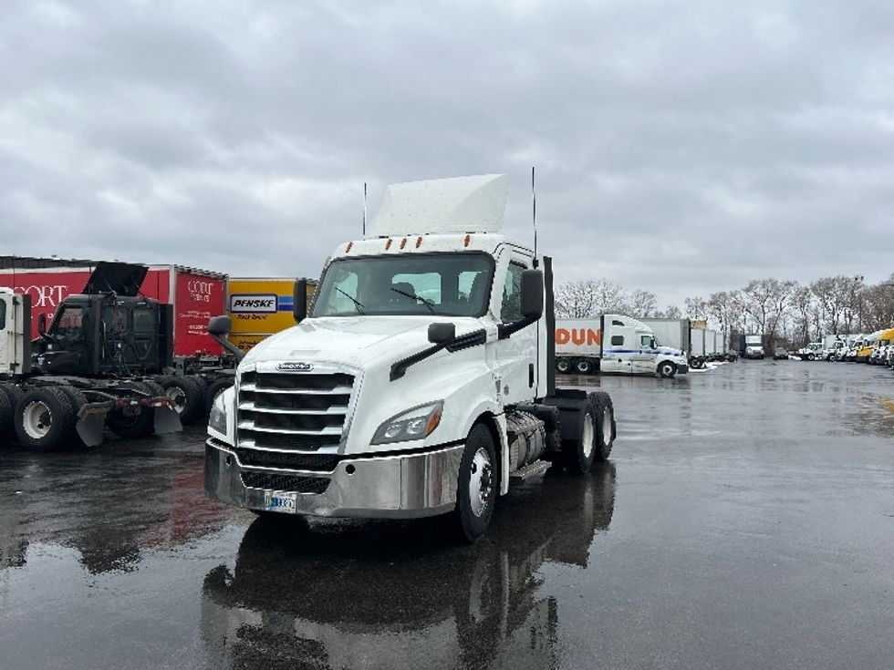 Day Cab Tractor-Heavy Duty Tractors-Freightliner-2020-T12664ST-East Chicago-IN-340,172\n\t\tmiles-$ 46,500 - Image 3