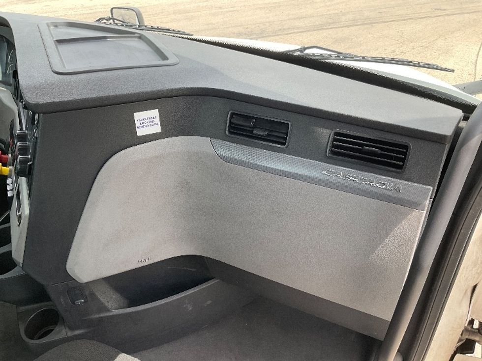 Day Cab Tractor-Heavy Duty Tractors-Freightliner-2020-T12664ST-East Chicago-IN-355,779\n\t\tmiles-$ 54,500 - Image 13