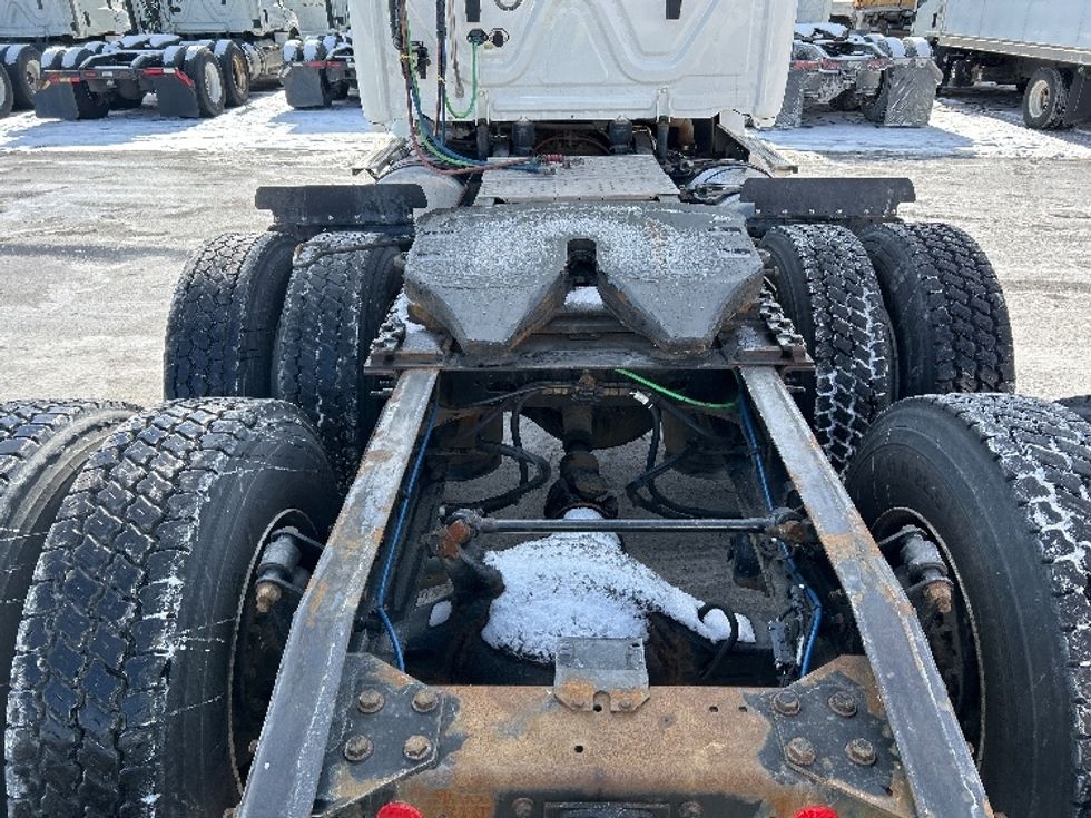 Day Cab Tractor-Heavy Duty Tractors-Freightliner-2020-T12664ST-East Chicago-IN-419,733\n\t\tmiles-$ 47,750 - Image 6