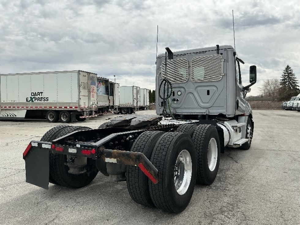 Day Cab Tractor-Heavy Duty Tractors-Freightliner-2020-T12664ST-East Chicago-IN-430,883\n\t\tmiles-$ 44,000 - Image 7