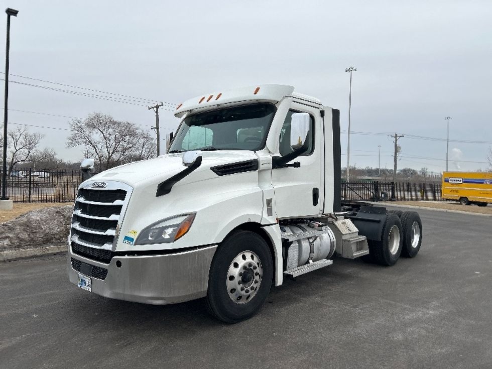 Day Cab Tractor-Heavy Duty Tractors-Freightliner-2020-T12664ST-East Chicago-IN-468,920\n\t\tmiles-$ 41,750 - Image 3