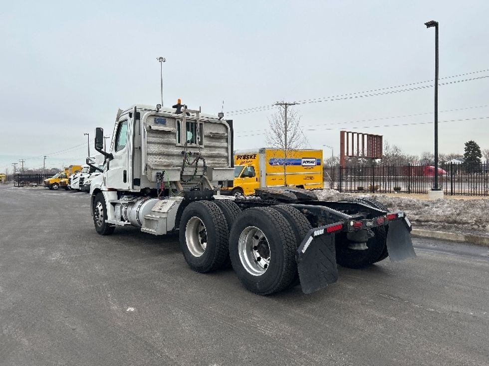 Day Cab Tractor-Heavy Duty Tractors-Freightliner-2020-T12664ST-East Chicago-IN-468,920\n\t\tmiles-$ 41,750 - Image 5
