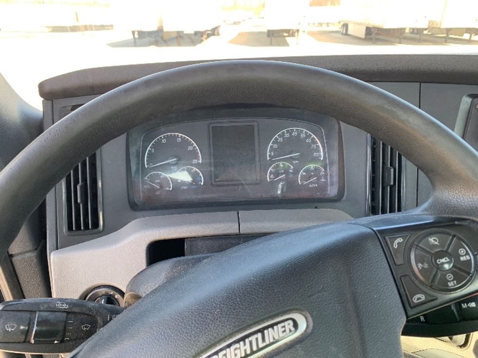 Day Cab Tractor-Heavy Duty Tractors-Freightliner-2020-T12664ST-East Liberty-OH-473,563\n\t\tmiles-$ 42,000 - Image 11