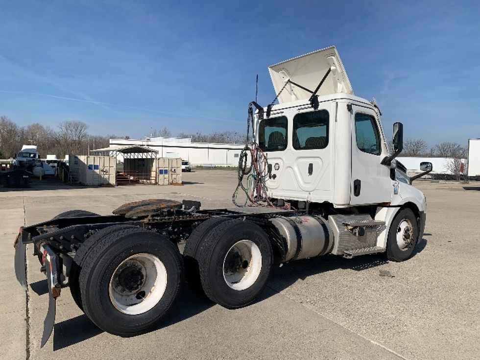 Day Cab Tractor-Heavy Duty Tractors-Freightliner-2020-T12664ST-East Liberty-OH-473,563\n\t\tmiles-$ 42,000 - Image 7