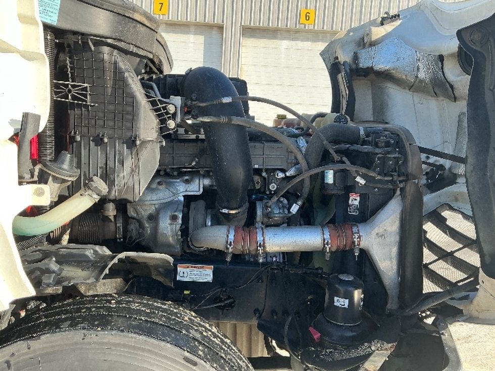 Day Cab Tractor-Heavy Duty Tractors-Freightliner-2020-T12664ST-Edmonton-AB-508,431\n\t\tkm-$ 63,250 - Image 15